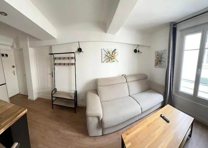 Apartment Charming And Very 2 *